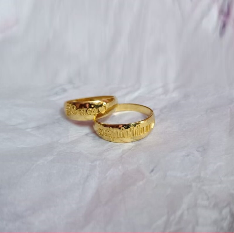 Beautiful Flower Design 8 grams 14k Hallmarked Gold Ring - Gleam Jewels
